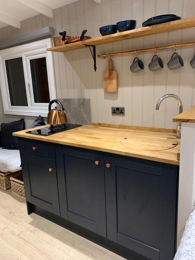 Herdwick Shepherd Hut Exeter Eksteriør billede
